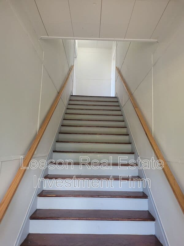 Shreveport House: 310 1/2 Kings Highway