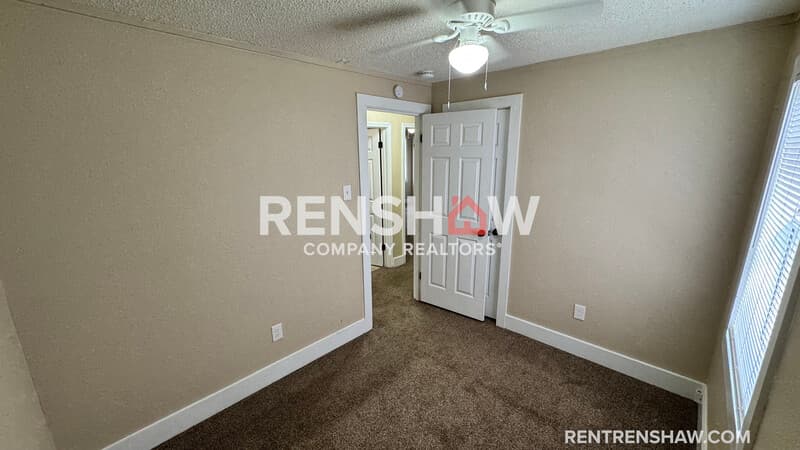 Memphis House: 822 Eyers Rd