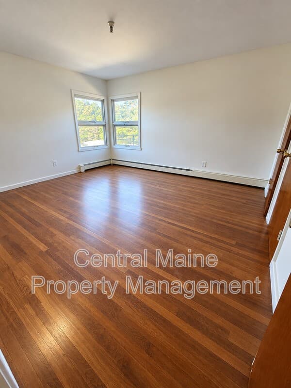 Auburn Condo: 5 Patton St. unit 4