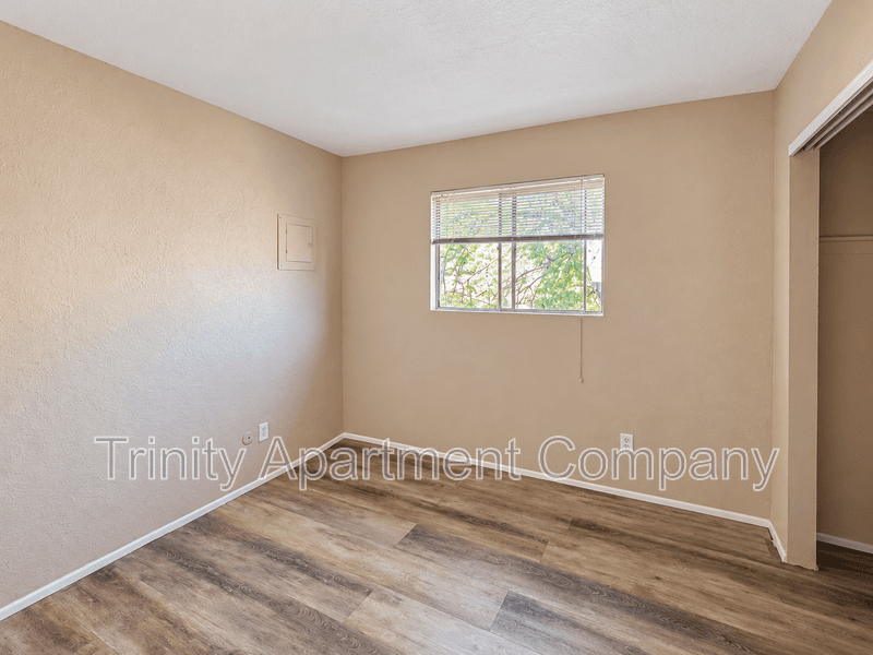 Albuquerque Condo: 124 General Arnold St NE Albuquerque