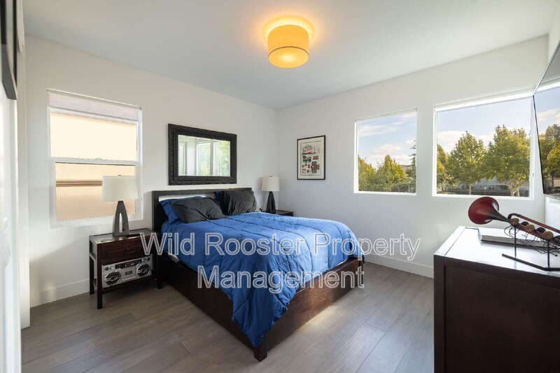 Sacramento House: 3500 Forney Way