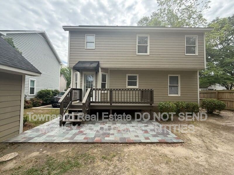 Fayetteville House: 2012 Fig Ct.