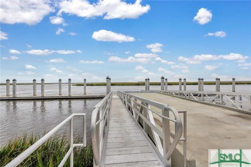 Richmond Hill Condo: 157 Lower Creek Drive - 1