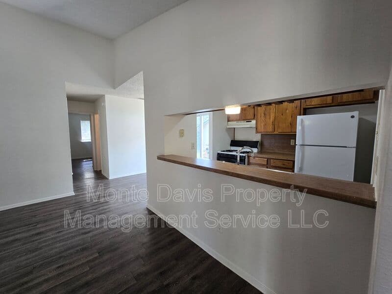 Austin Condo: 12005 Arrowwood