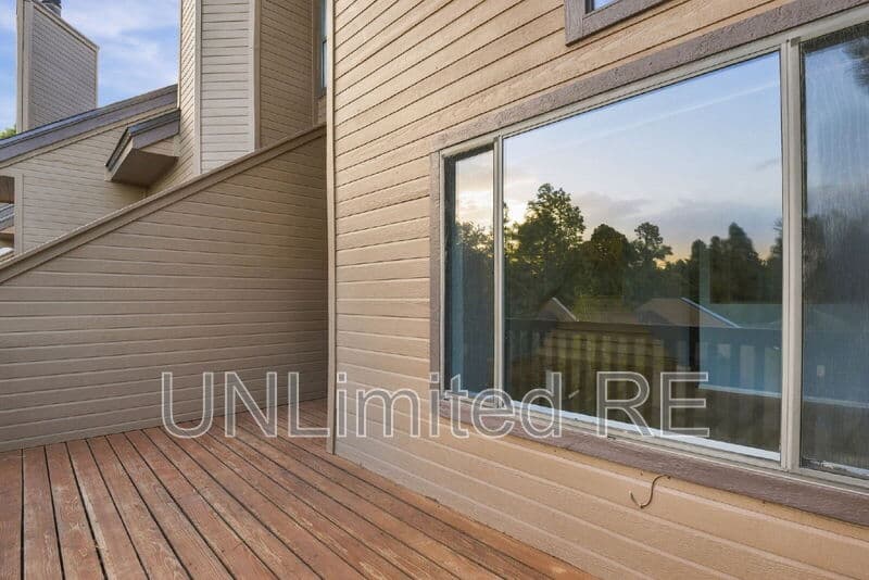 Flagstaff Townhome: 2350 North Whispering Pines Way