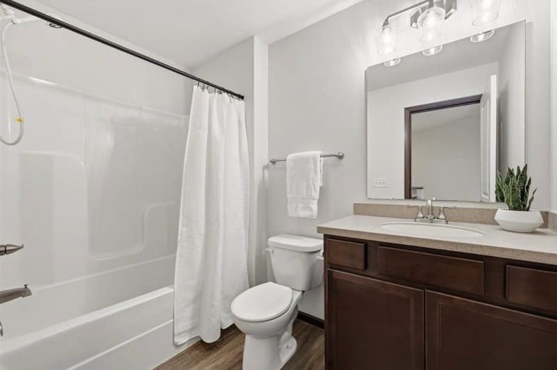 Tiffin Townhome: 461 RJ Dr