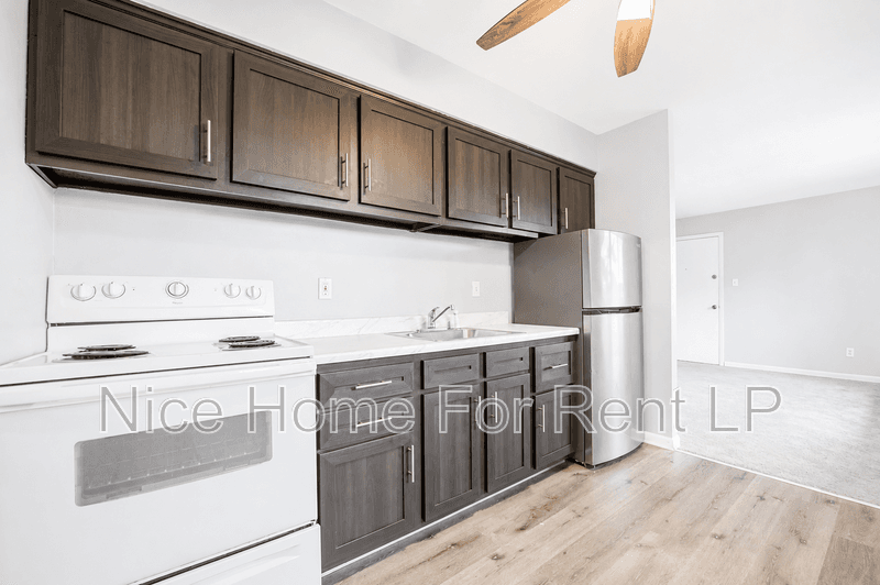 Wilmington Apartment: 2600 N Jefferson