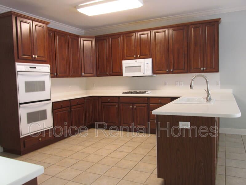 Birmingham House: 6031 Rosemont Road