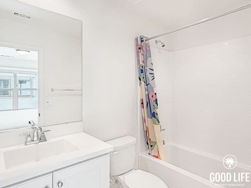 San Marcos House: 866 Slate St