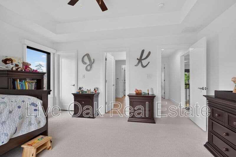 Virginia Beach House: 1316 Lambeth Lane