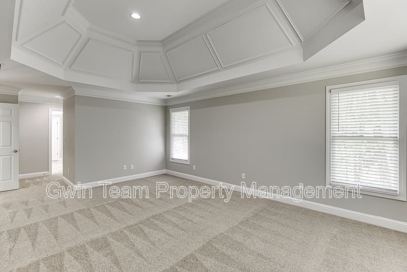 Duluth House: 9345 Riverclub Pkwy