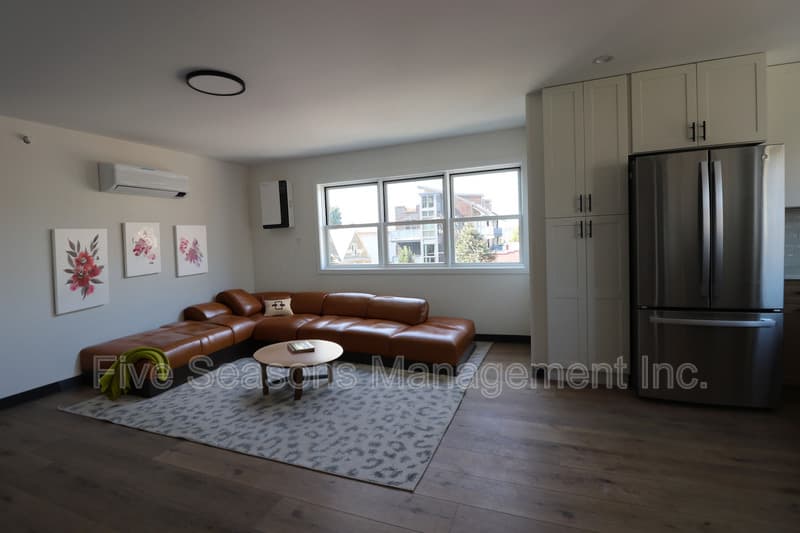 Burlington Condo: 199 King Street - 6