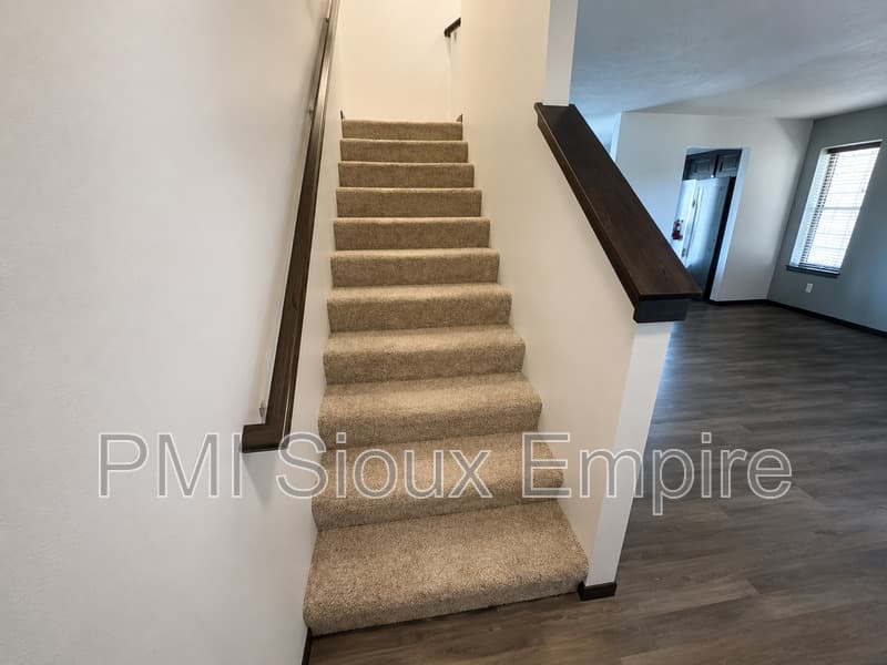 Sioux Falls Townhome: 9600 W Broek Dr