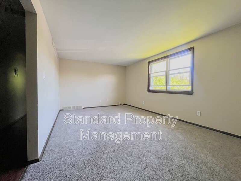 Buffalo Condo: 578 Taunton Place