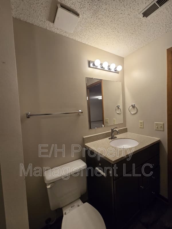Wichita Condo: 7003 West O'Neil Street