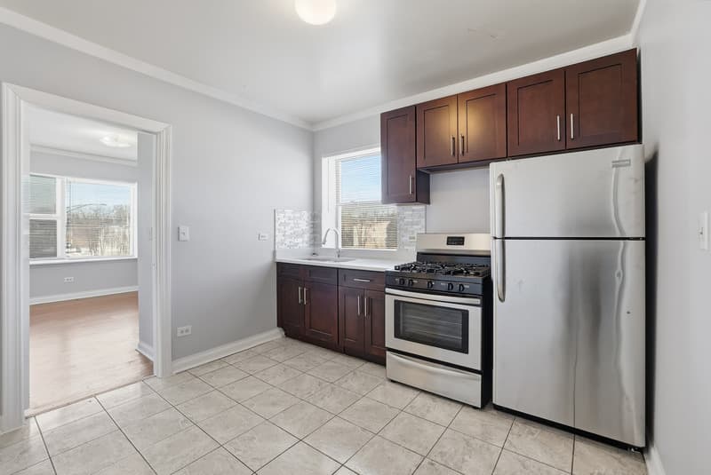 Chicago Condo: 7501 South Stewart Avenue - 7501-#2A