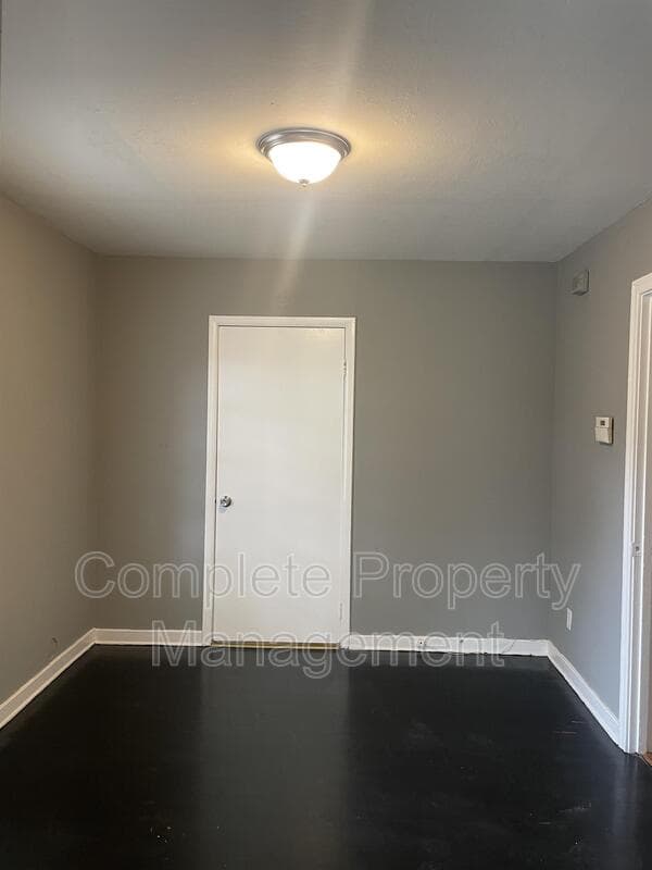 Fairfield House: 6629 Grasselli Road