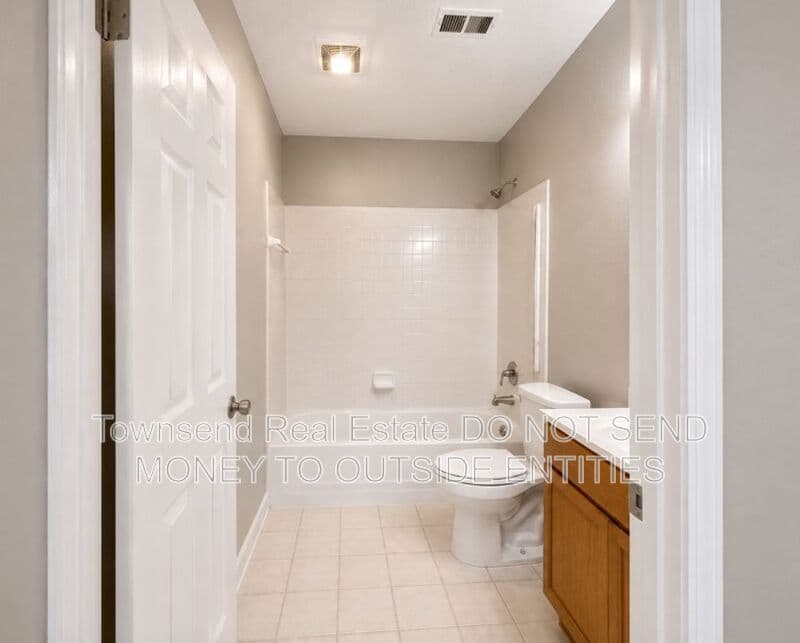 Fayetteville House: 612 Missenburg Ct.
