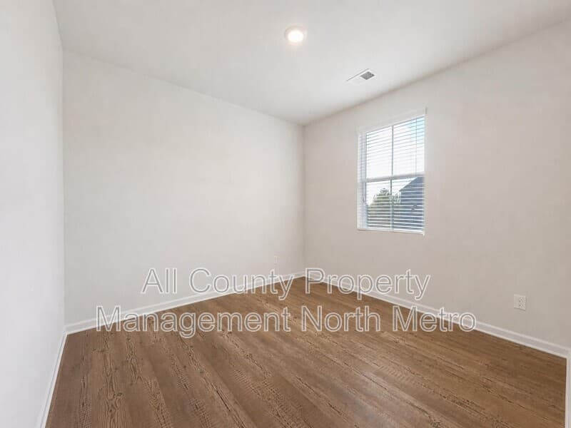 Dawsonville House: 185 Springwood Lane