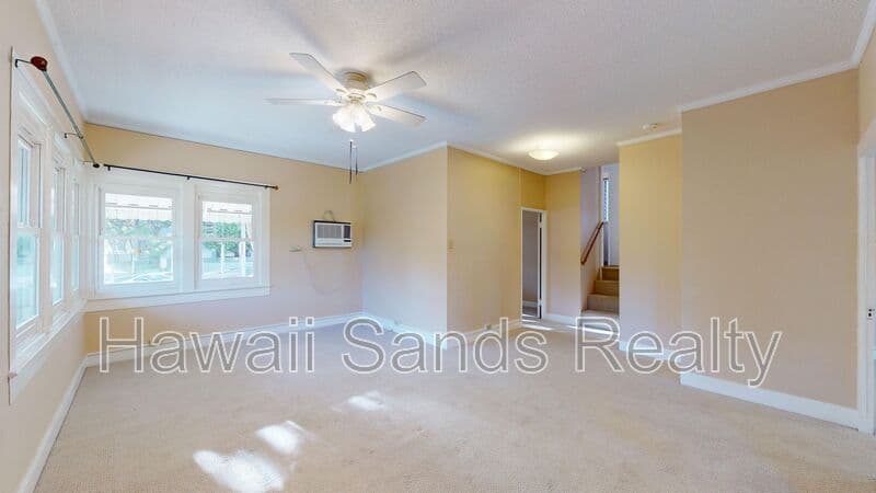 Honolulu House: 908 Kinau Street