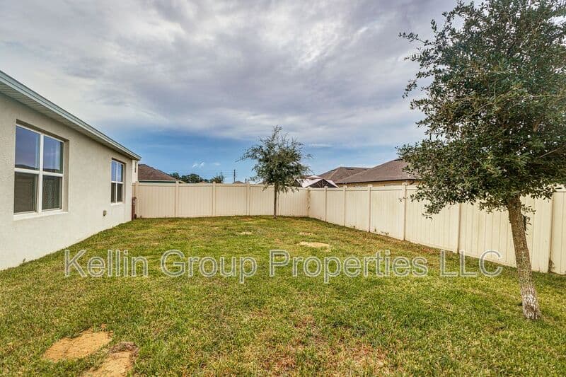Haines City House: 972 Serchio St