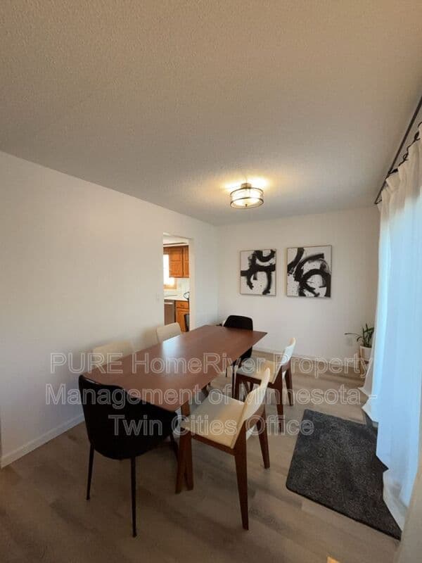 Coon Rapids House: 12394 Magnolia Cir Nw