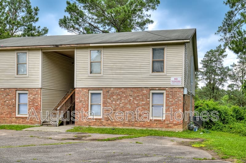 North Augusta Condo: 169 Chalet North Court