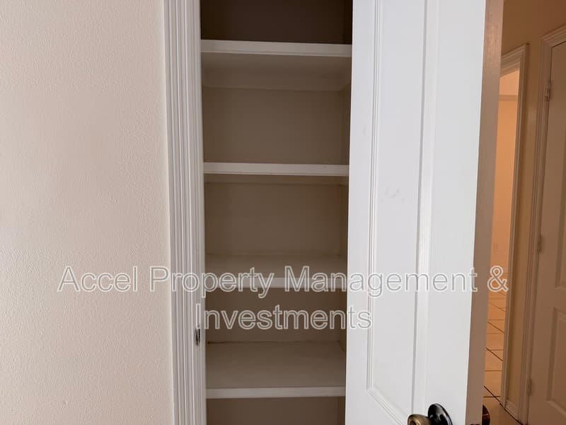 Pharr Condo: 1601 E Coyote