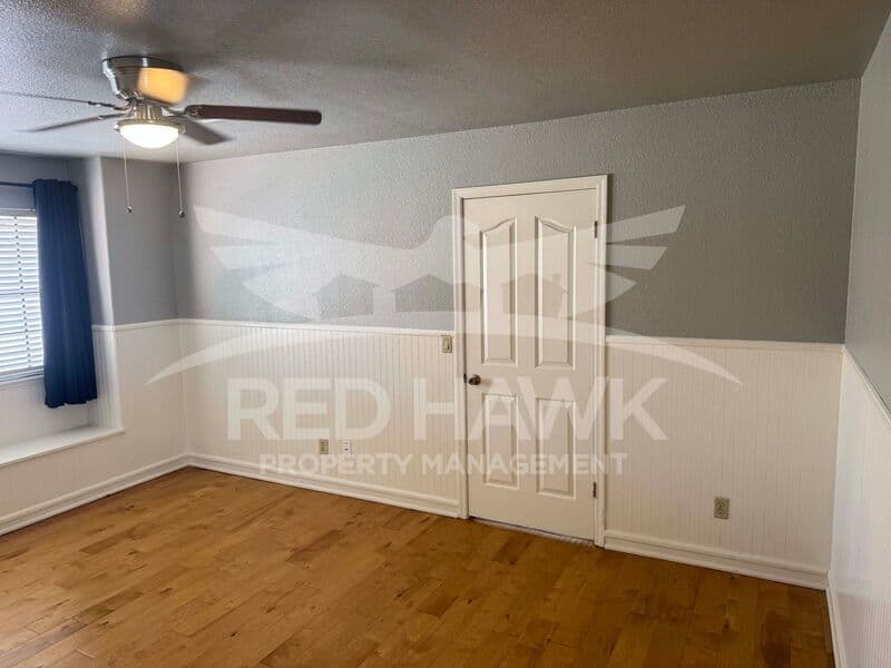 Tempe House: 25 W La Vieve Ln