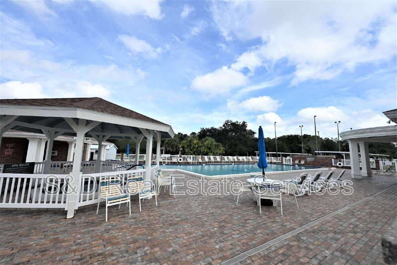 Lakeland House: 1774 Birchwood Loop