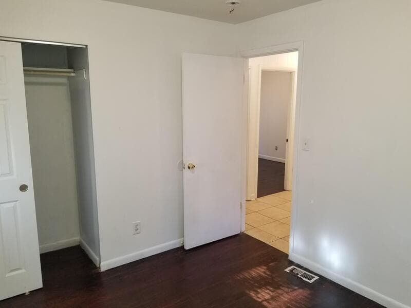 Atlanta House: 1822 Giben Road SW