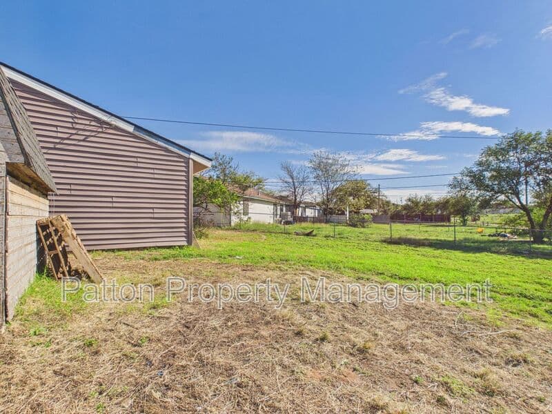 Amarillo House: 1511 North Polk Street
