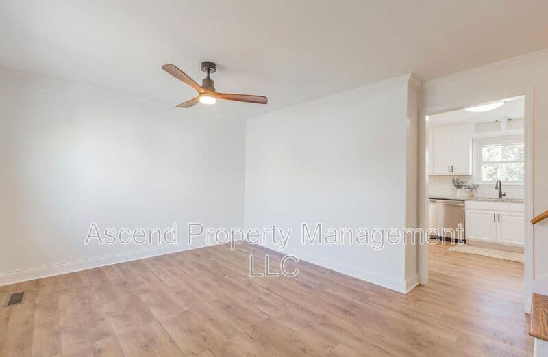 Ooltewah House: 8514 Maplewood Trail