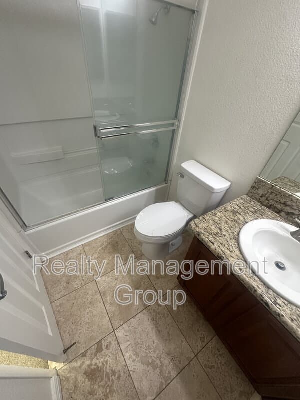 La Mesa Condo: 5417 Lake Murray Boulevard