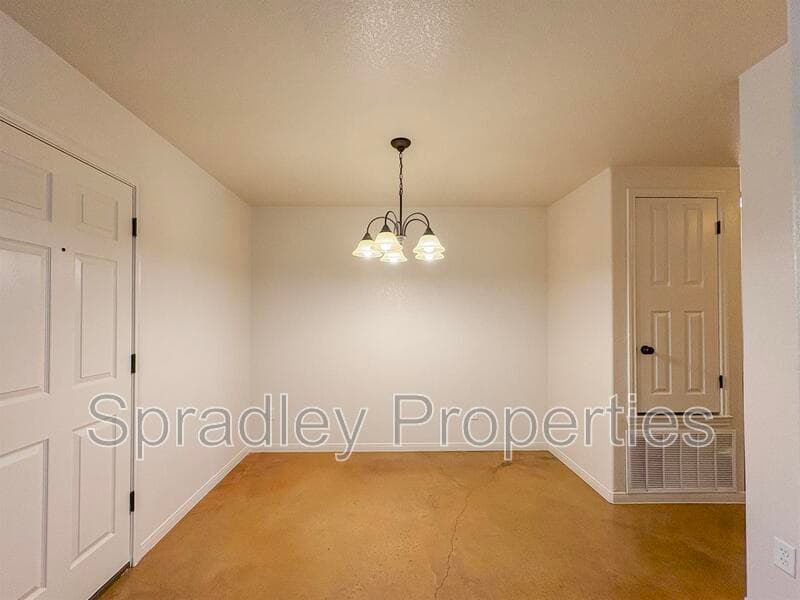 Temple Condo: 517B Kendra Dr