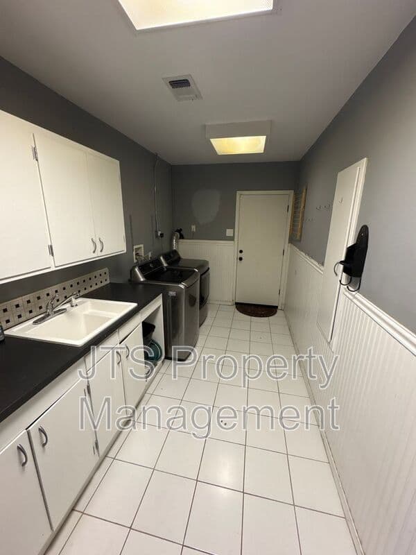 Rancho Cordova House: 2618 Don Juan Drive