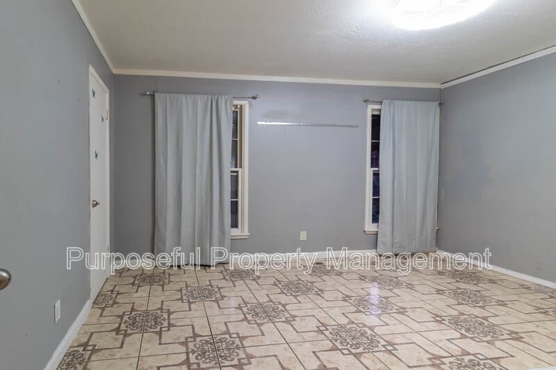 Oklahoma City House: 3500 Northwest 14th Street