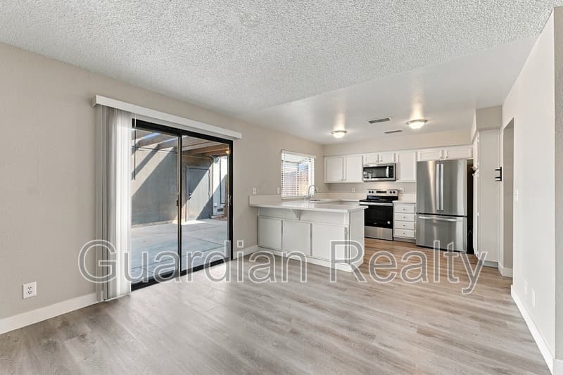 Las Vegas Townhome: 3251 Longford Way