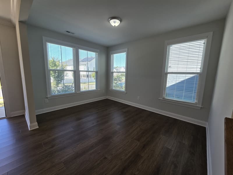 Knightdale House: 421 Hawkeye Drive