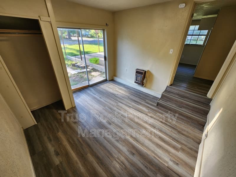 Ada House: 902 West 14th Street