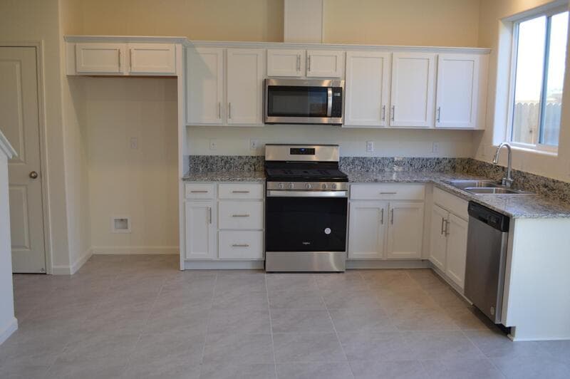 Merced House: 263 Shafer Avenue