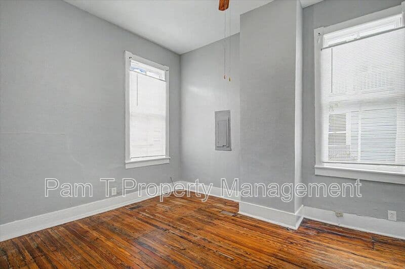 Savannah Condo: 402 E Park Ave