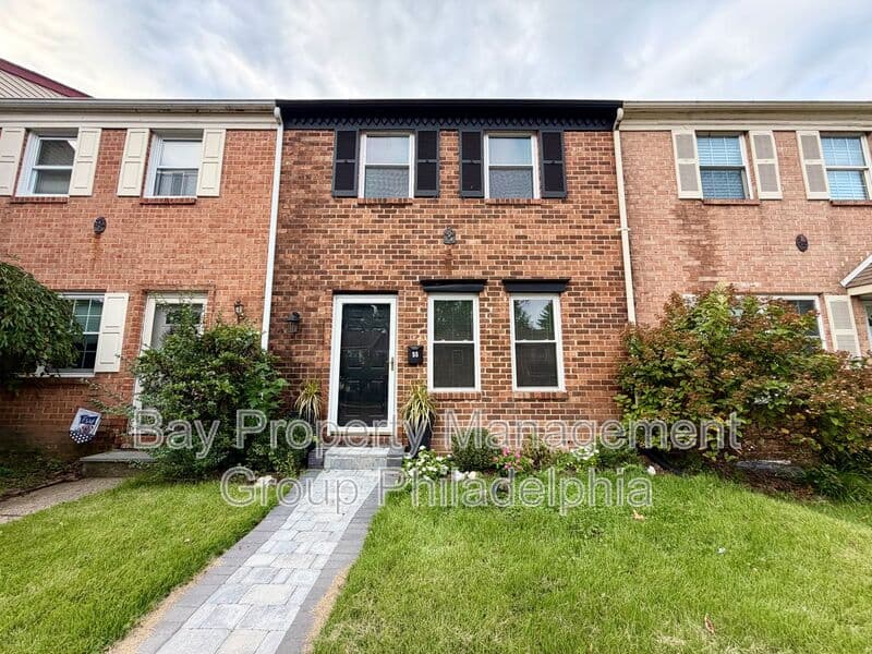 Doylestown House: 55 Providence Ave