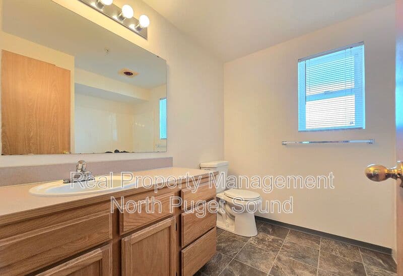 Marysville Condo: 11811 State Ave