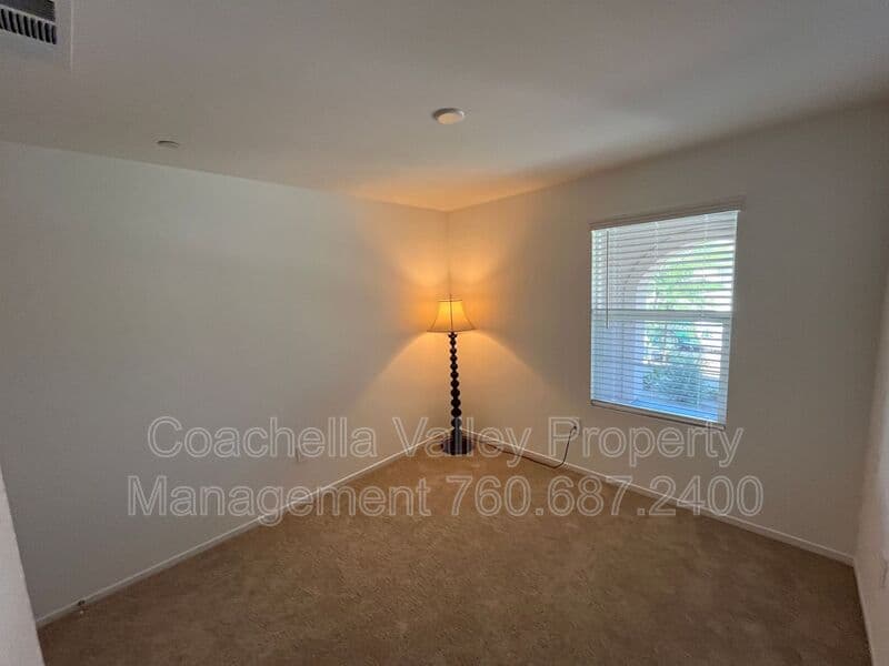 Indio House: 79225 Valor Ln