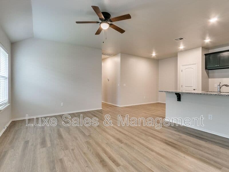 Oklahoma City House: 10515 Lawson Place Rd