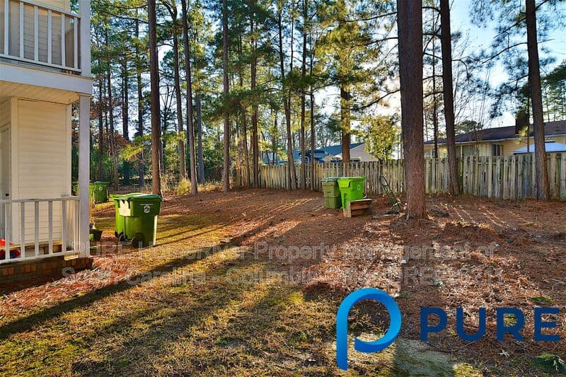 Columbia House: 17A Battery Walk Ct