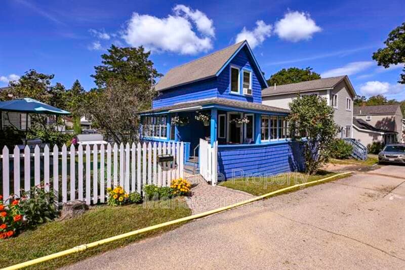 Old Orchard Beach House: 20 13th Street