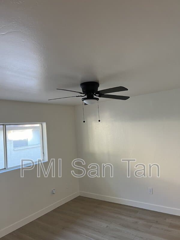 Tempe Condo: 10 West Concorda Dr