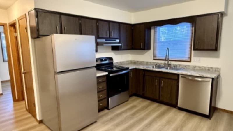 Oshkosh Condo: 2010-2012 Parkside Drive - 2010